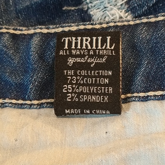 NWOT Thrill Destroyed Jeans Size 13 - Picture 8 of 9